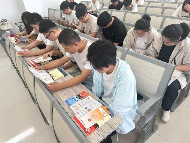 图示, 示意图

中度可信度描述已自动生成:ver1